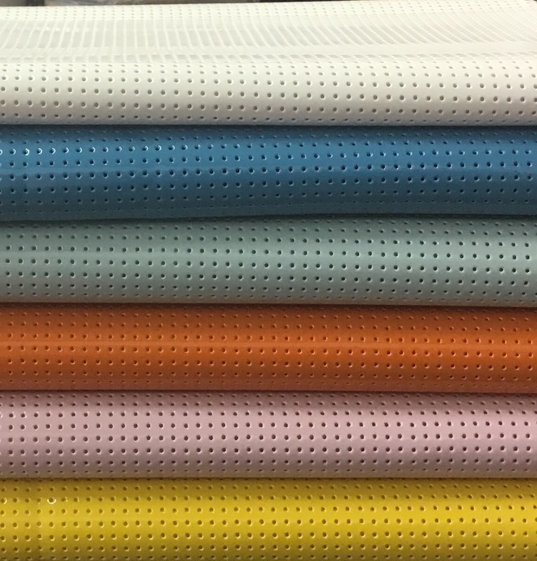 plexiglass perfor�